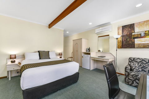 William Macintosh Motor Lodge - Sydney 4u 28