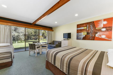 William Macintosh Motor Lodge - Sydney 4u 26