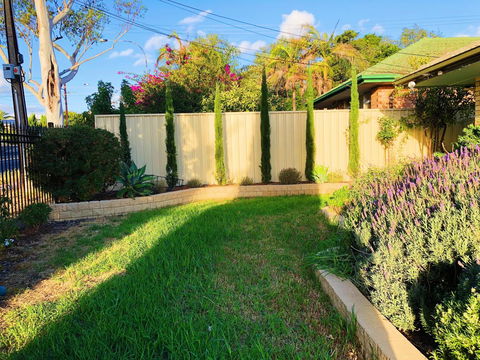 Beautiful Garden House - Sydney 4u 8