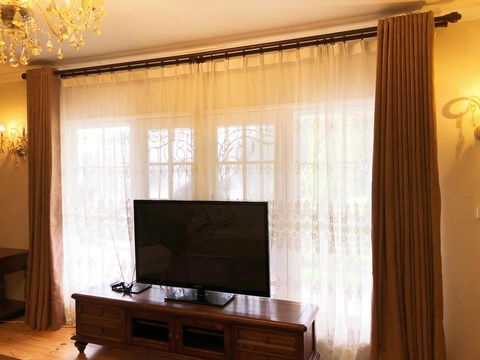 Beautiful Garden House - Sydney 4u 6