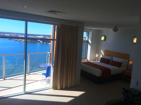 Wallaroo Marina Luxury Apartment - Sydney 4u 18