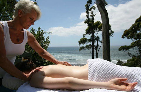 Mollymook Beach Waterfront - Sydney Resort 20