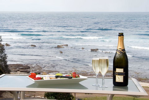 Mollymook Beach Waterfront - Sydney Resort 9