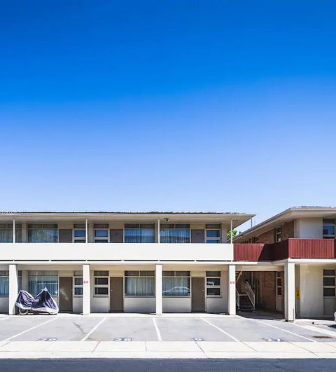 Hi 5 Glenelg Studio Apartment - Sydney 4u 14