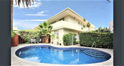 Hi 5 Glenelg Studio Apartment - Sydney 4u 0