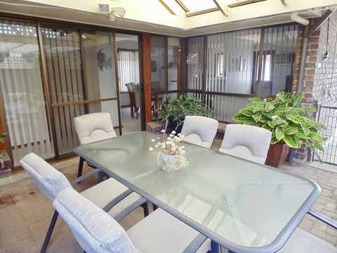 Baronet B & B - Sydney 4u 16