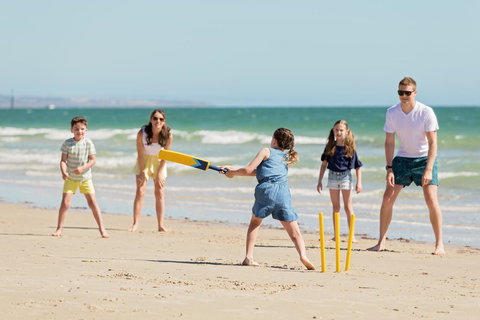 The Retreat West Beach Parks - Sydney Resort 4