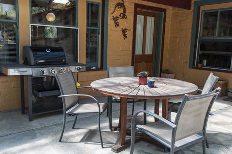 Trevalia Accommodation - Sydney 4u 21