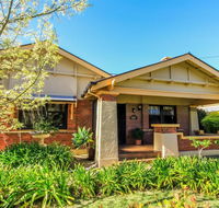 Ambrosia Holiday Home - Sydney 4u