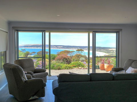 Emu Bay Holiday Homes - Sydney 4u 20
