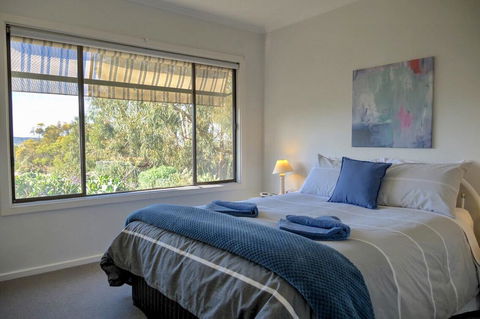 Emu Bay Holiday Homes - Sydney 4u 5