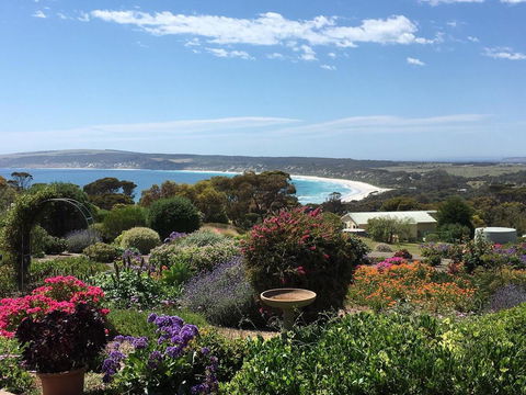 Emu Bay Holiday Homes - Sydney 4u 19