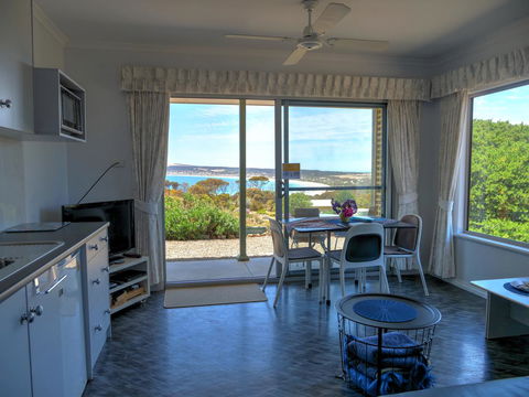 Emu Bay Holiday Homes - Sydney 4u 26