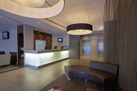 Mantra Hindmarsh Square - Sydney 4u 7