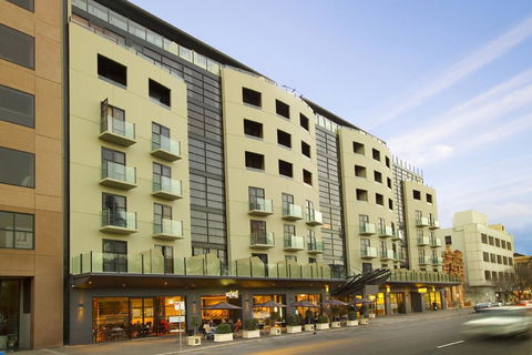 Mantra Hindmarsh Square - Sydney 4u 18