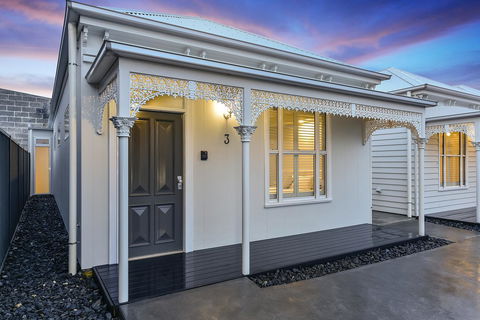 Aloha Central Luxury Apartments - Accommodation Sydney 2