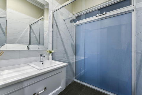 Aloha Central Luxury Apartments - Accommodation Sydney 18