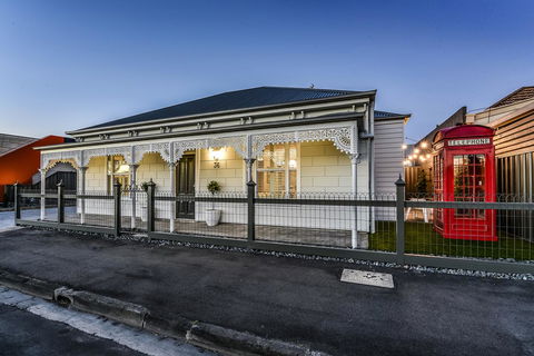Aloha Central Luxury Apartments - Accommodation Sydney 19