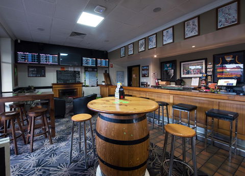 Nightcap At Rose & Crown Hotel - Accommodation Sydney 7