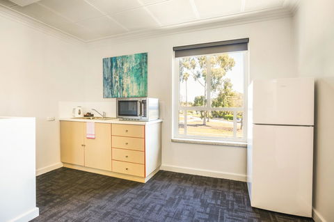 Nightcap At Rose & Crown Hotel - Accommodation Sydney 15