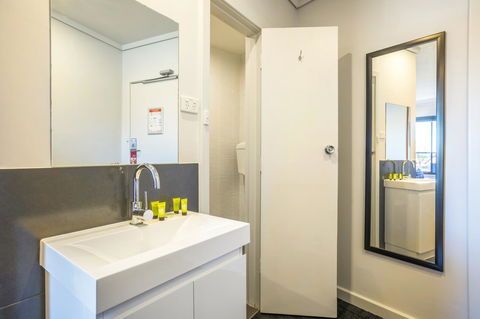 Nightcap At Rose & Crown Hotel - Accommodation Sydney 17