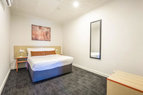 Nightcap At Rose & Crown Hotel - Accommodation Sydney 13