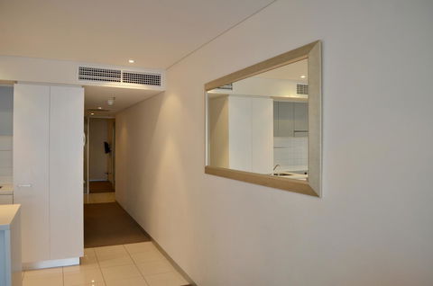APTonNorthTCE - Sydney 4u 9