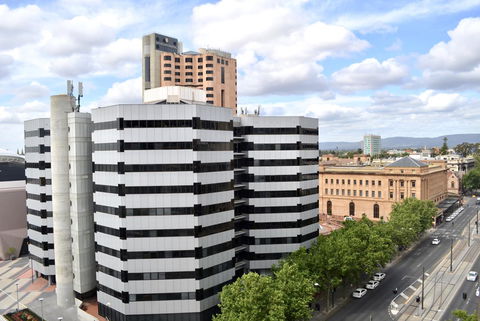 APTonNorthTCE - Sydney 4u 17