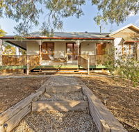 Rustic on 13th - Sydney 4u