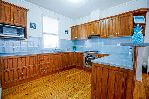 Breakaway Moonta Bay - Sydney 4u 6