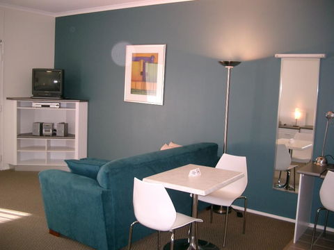 McLaren Vale Motel & Apartments - Sydney 4u 9