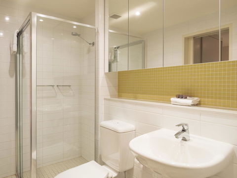 Oaks Glenelg Liberty Suites - Sydney 4u 23
