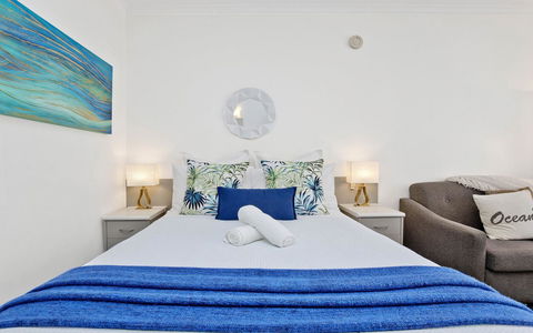 Glenelg Oasis Studios - Sydney 4u 3