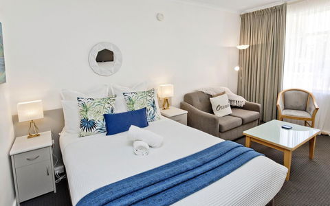 Glenelg Oasis Studios - Sydney 4u 0