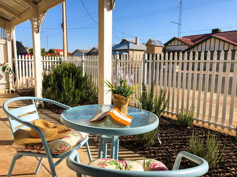 Inglenook Cottage - Sydney 4u 1