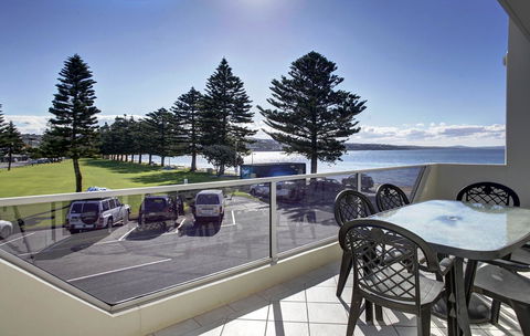 Tasman Beachside Apartment - Sydney 4u 0