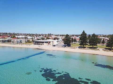 Tasman Beachside Apartment - Sydney 4u 12