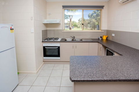 Discovery Parks - Lake Bonney - Sydney 4u 13