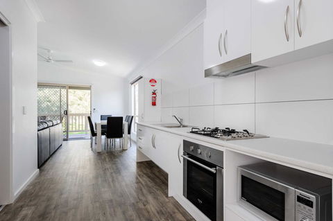 Discovery Parks - Lake Bonney - Sydney 4u 6