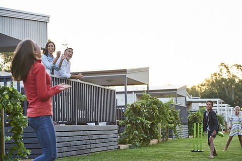 Discovery Parks - Lake Bonney - Sydney 4u 17