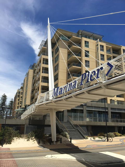 Glenelg Seaside Apartment - Accommodation Sydney 4