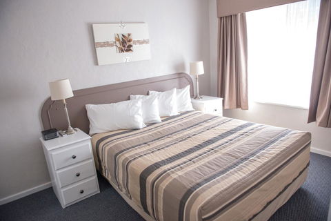 Arkana Motor Inn & Terrace Apartments - Sydney 4u 20