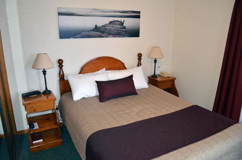 Arkana Motor Inn & Terrace Apartments - Sydney 4u 14