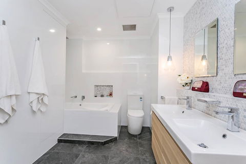 Heart Of Glenelg BnB - Sydney 4u 2