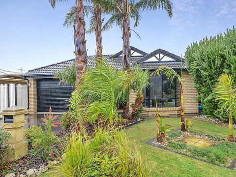 Lakeside - Encounter Bay - Sydney 4u 1