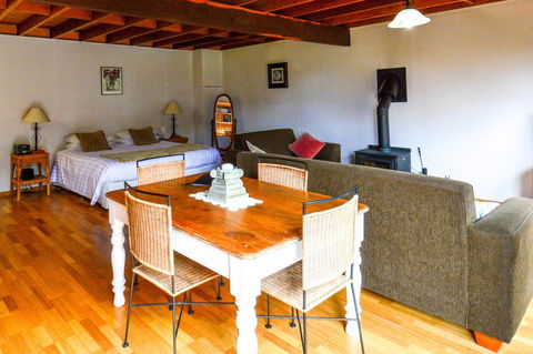 Ghost Hill Road Retreat - Sydney 4u 27