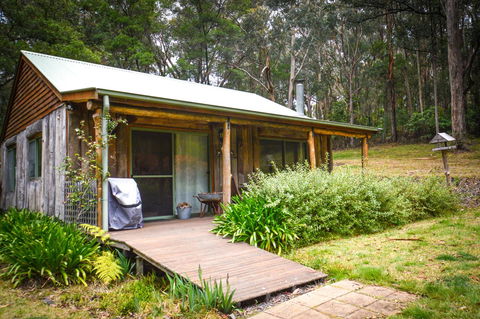 Ghost Hill Road Retreat - Sydney 4u 28
