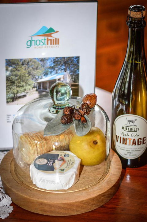 Ghost Hill Road Retreat - Sydney 4u 25