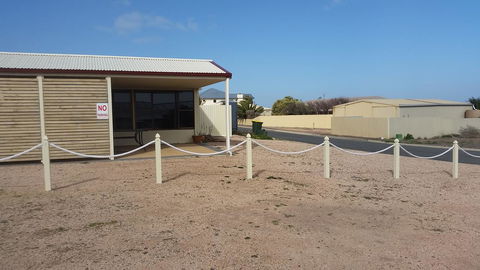 Wallaroo Sunset Home - Sydney 4u 13