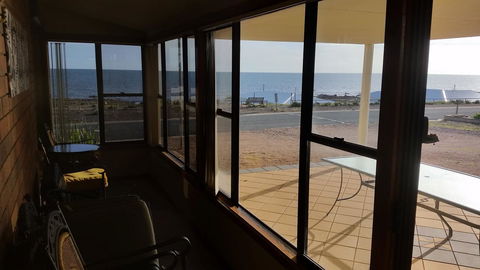 Wallaroo Sunset Home - Sydney 4u 29